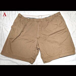 Roundtree & Yorke Khaki Shorts Men's Size 44, Chino, Tan Shorts, Khaki Shorts